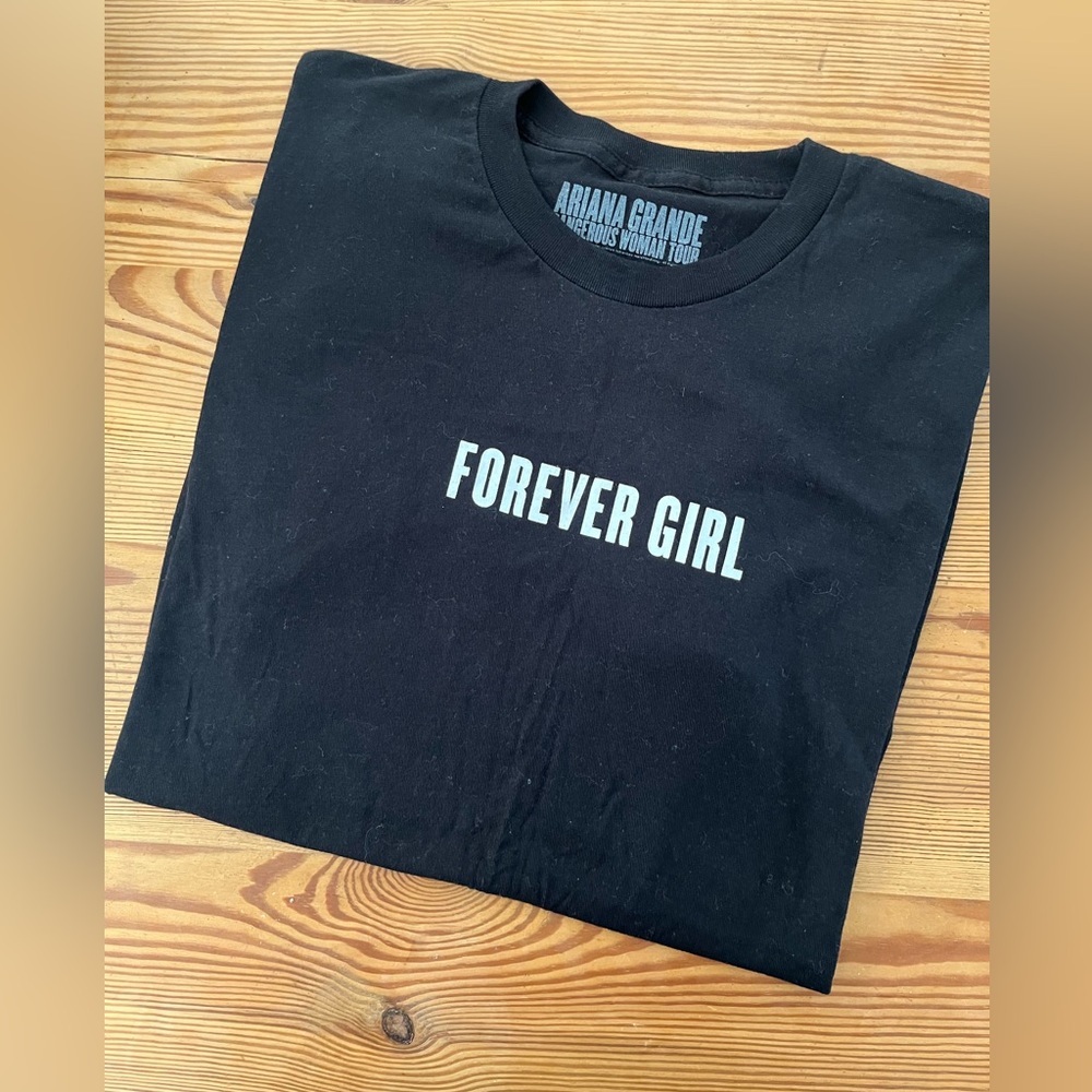 Ariana Grande FOREVER GIRL concert tee Dangerous Woman Tour 2017